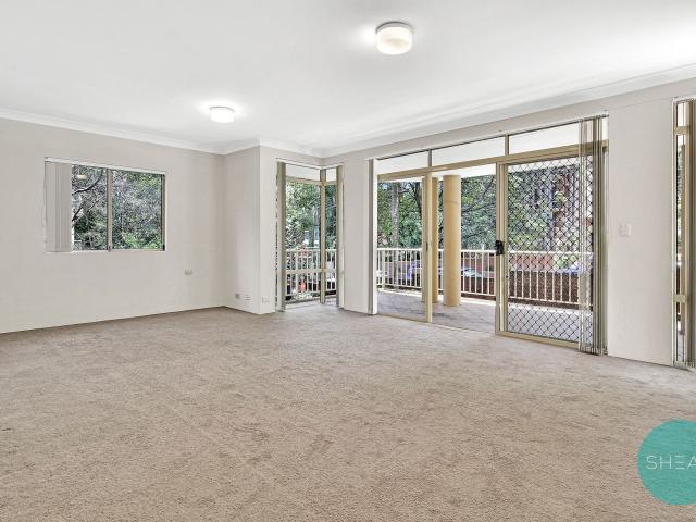 MODERN 2 BEDROOM GROUND FLOOR UNIT WITH SPACIOUS ENTERTAINER'S BALCONY