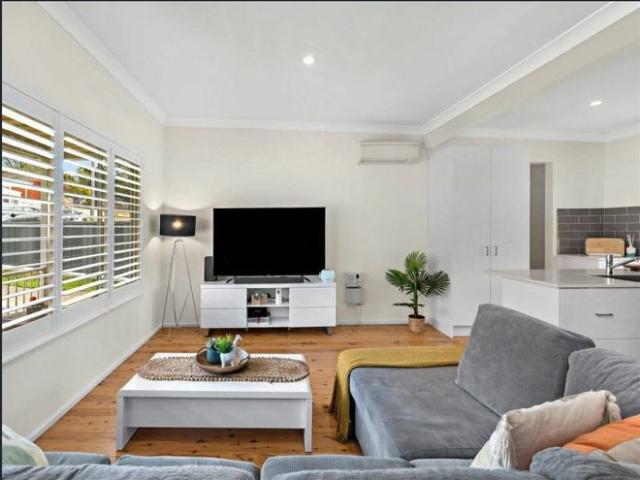 Modern 2 Bedroom Home!