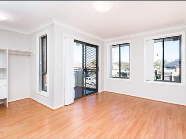 Modern 2 Bedroom Home in a Convenient Blacktown Location