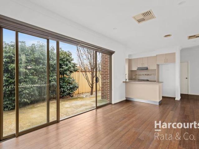 Modern 2 Bedroom Home in St Albans