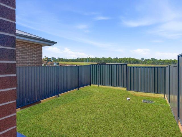 Modern 2 Bedroom Home in Prime Location