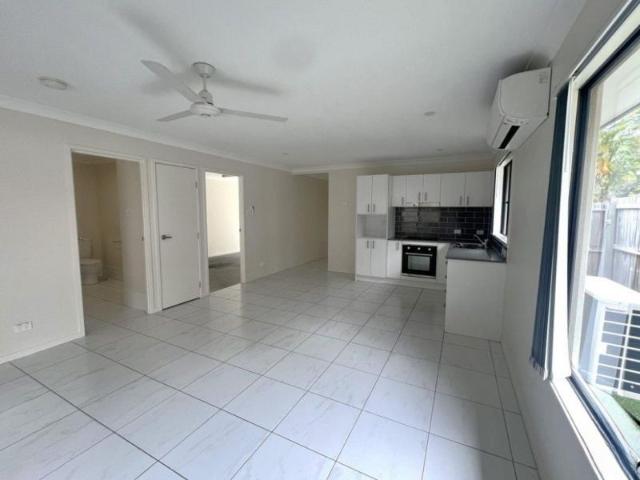 Modern 2 Bedroom Home with Stylish Finishes & Fully Fenced Yard in Marsden