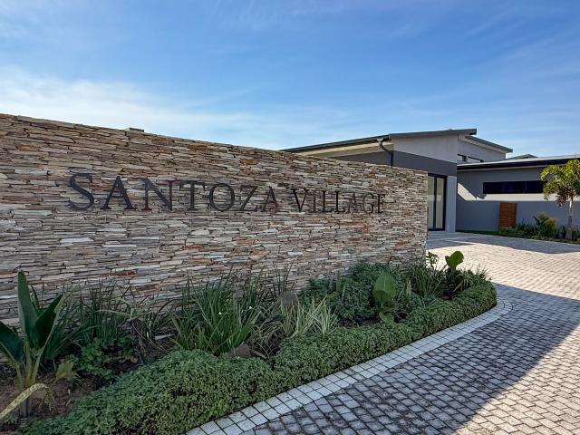 Modern 2 Bedroom Home To Rent in Dolphin Ridge