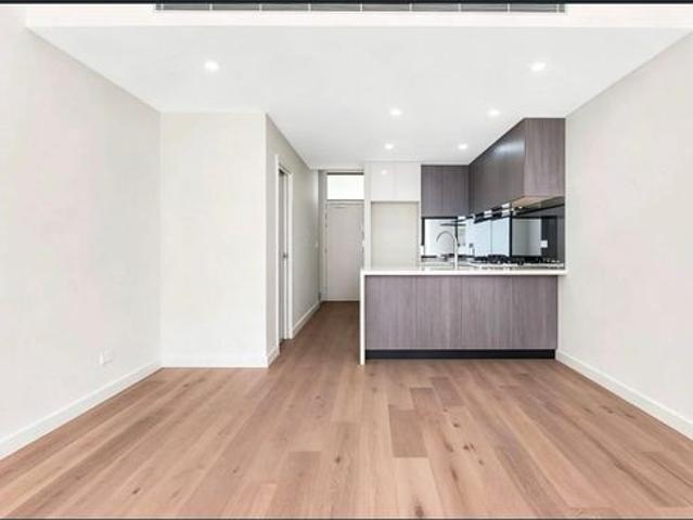 modern 2 bedroom + study
