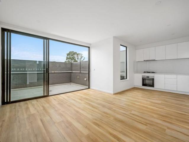 Modern 2 bedroom townhouse