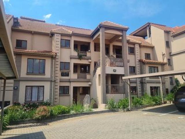 modern 2 bedroom townhouse 1st floor