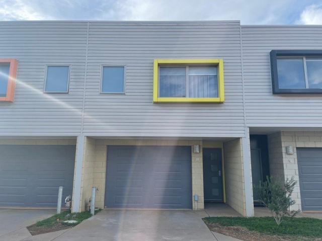 Modern 2 Bedroom Townhouse