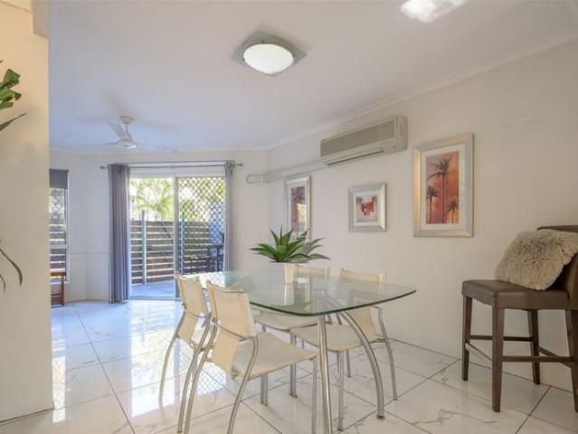 Modern 2 Bedroom Townhouse for Rent
