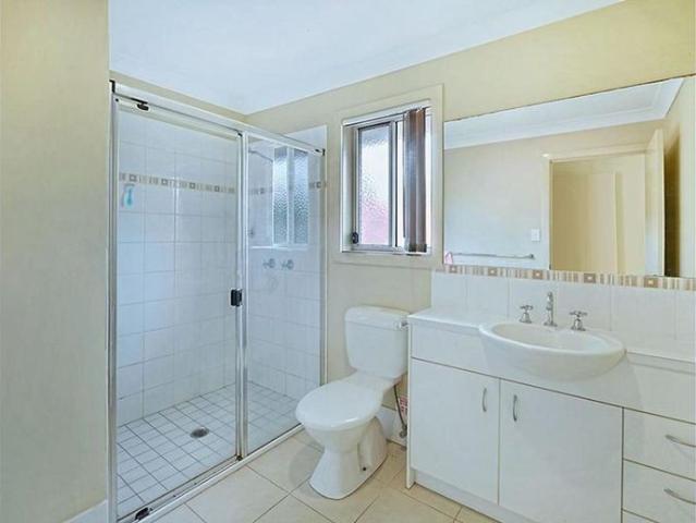 Modern 2 Bedroom Townhouse in a Convenient Coomera Location