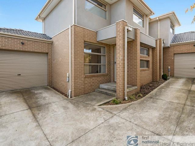 Modern 2 Bedroom Townhouse in Convenient Eumemmerring Location