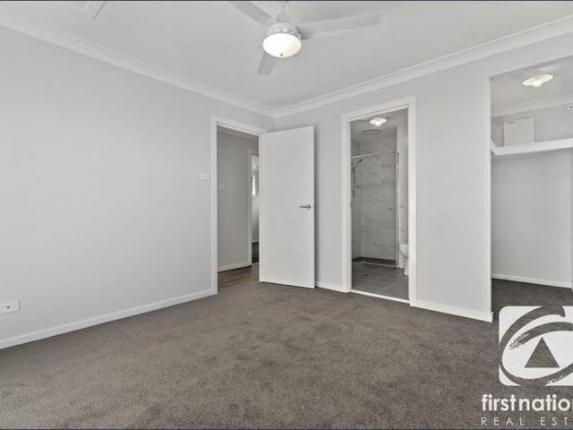 Modern 2 Bedroom Townhouse in Oran Park