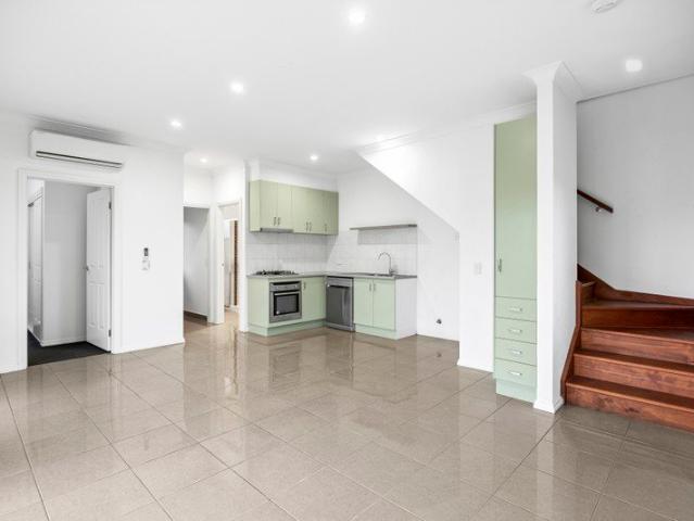 Modern 2 Bedroom Townhouse Light, Spacious & Ready to Move In