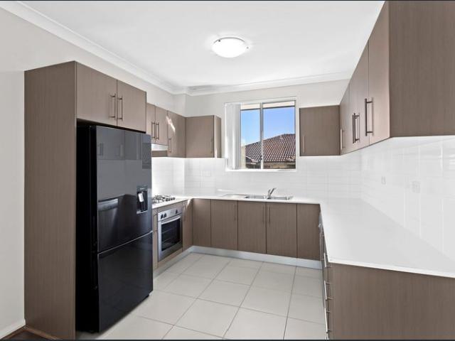 MODERN 2 BEDROOM UINT PRIME LOCATION