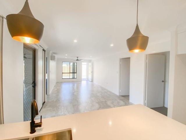 Modern 2 bedroom unit