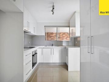 Modern 2 Bedroom Unit