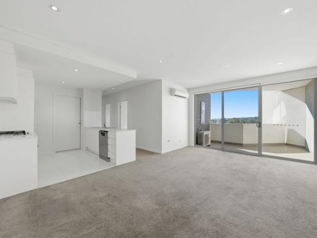 Modern 2 Bedroom Unit in Convenient Campbelltown Location