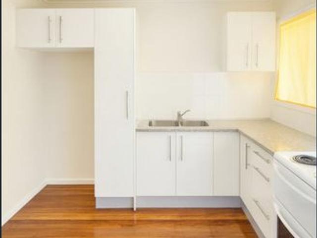 Modern 2 Bedroom Unit in Convenient Moorooka Location