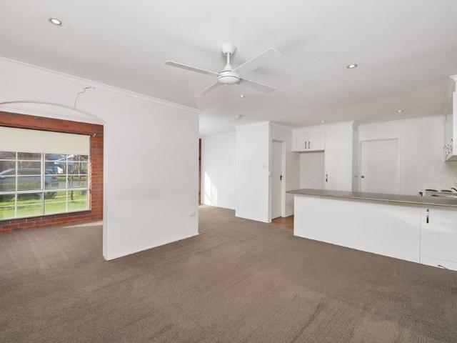 Modern 2 Bedroom Unit in Central Wagga!