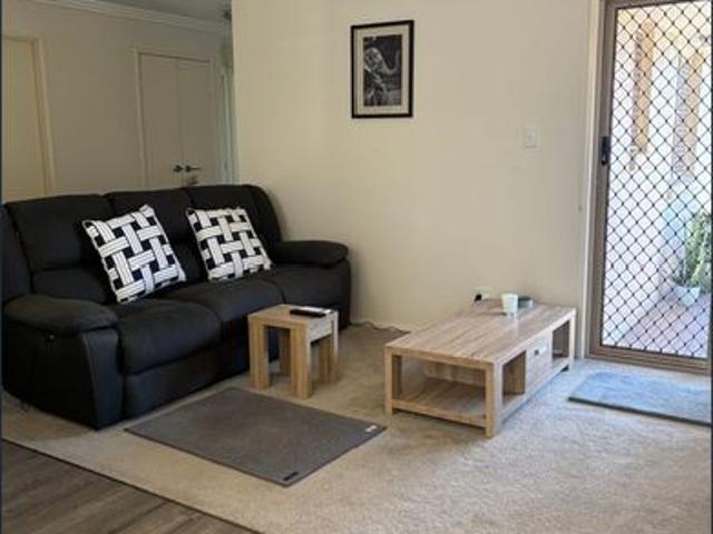 Modern 2 Bedroom Unit in gated complex in Wilsonton