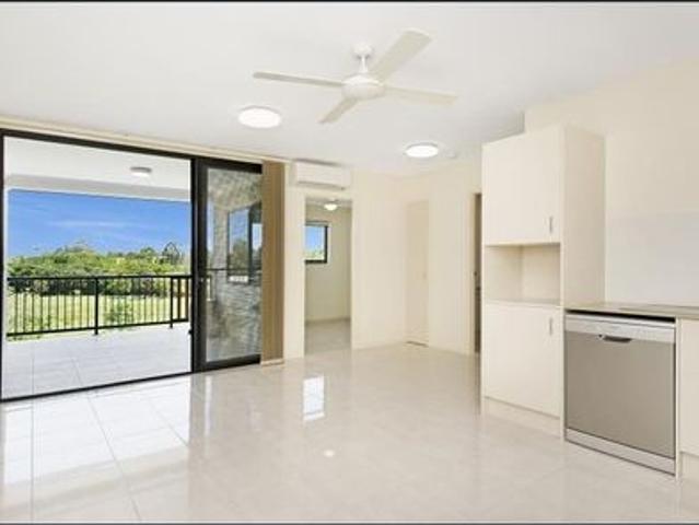 Modern 2 Bedroom Unit in the Heart of Everton Park