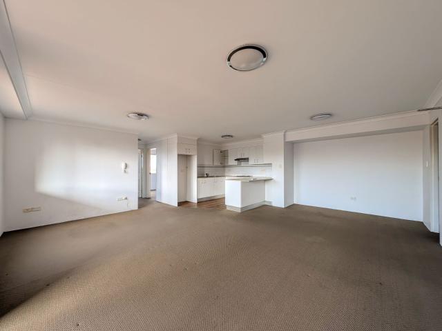 Modern 2 Bedroom Unit in the Heart of Panania