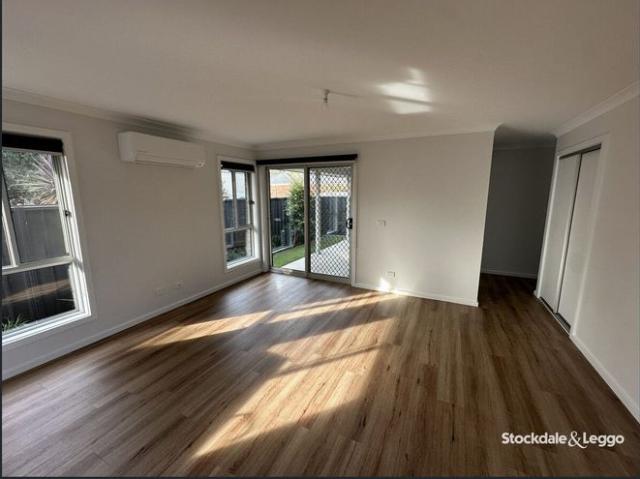 MODERN 2 BEDROOM UNIT NEXT TO NEW CONDITION