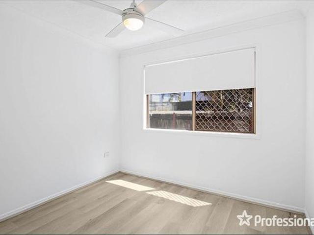 Modern 2 Bedroom Unit with Pool Views & Secure Living