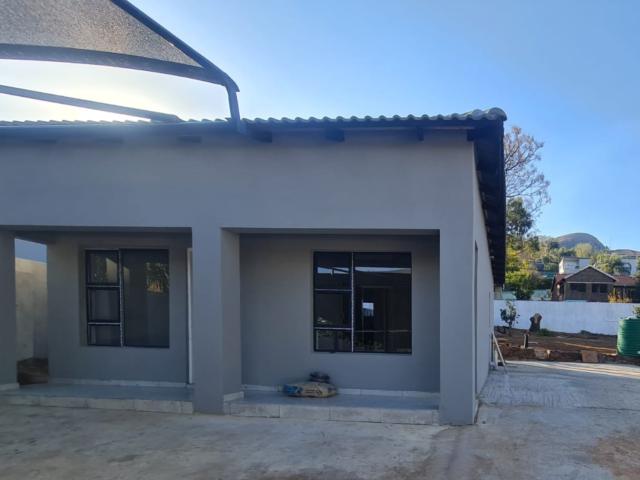 Modern 2 Bedroom, 1 Bathroom Apartment for Rent