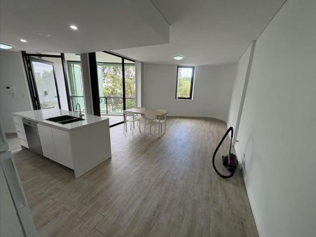 Modern 2 Bedroom 2 Bathroom Apartment | Fully Furnished | Ducted A/C