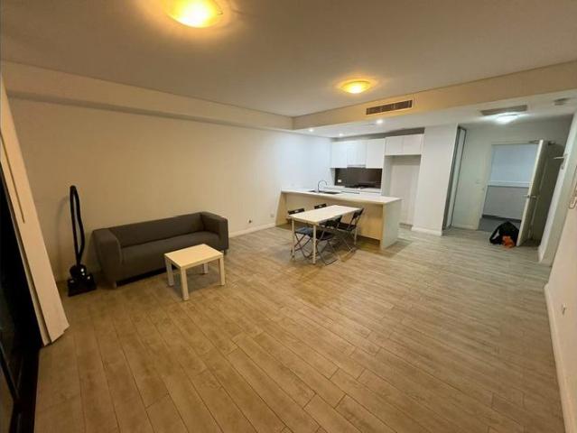 Modern 2 Bedroom 2 Bathroom Apartment | Fully Furnished | Ducted A/C