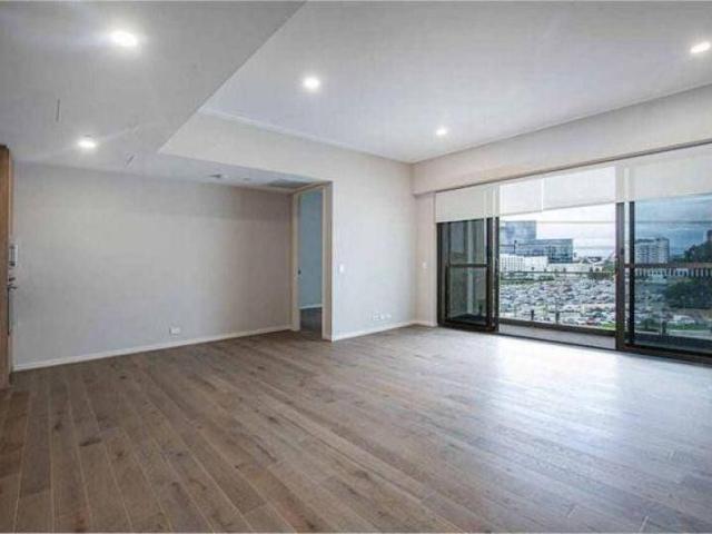 MODERN 2 BEDROOM 2 BATHROOM APARTMENT