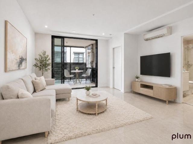 Modern 2 Bedroom, 2 Bathroom Unit in Indooroopilly