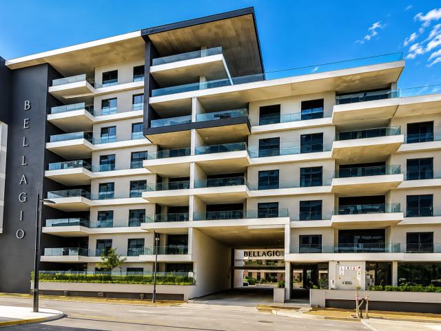 Modern 2 Bedroom/Bathroom Apartment to Let