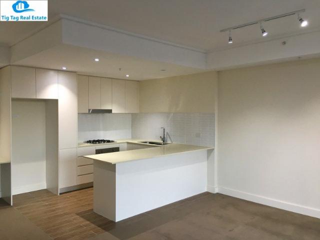 Modern 2 bedrooms apartment with City View
