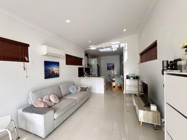 Modern 2 BR, 2 Bathroom Unit in Prime Belmont