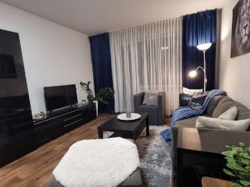 Modern 2 Room Apartment with Balcony – for Families & Business Travelers, Erlangen Amsterdam Apartments for Rent