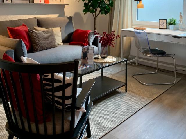 Modern 2 room apartment with parking space – centrally located at the train station, near Marburg