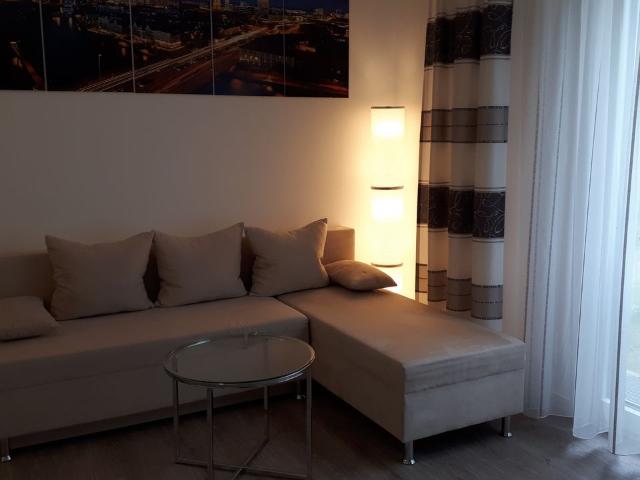 Modern 2 Room Apartment with Terrace, Berlin Amsterdam Apartments for Rent
