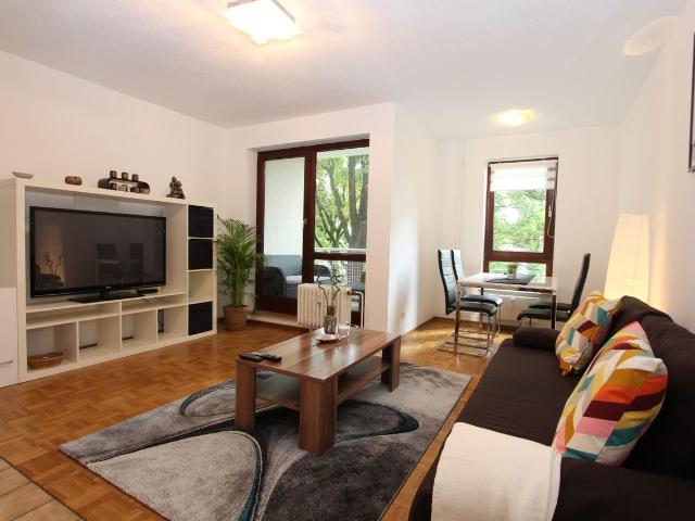 Modern 2 room apartment in top location, Bielefeld Amsterdam Apartments for Rent