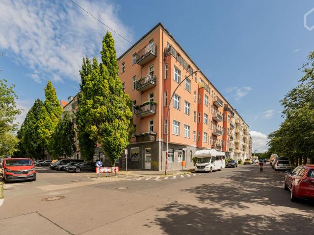 Modern 2 Room Apartment in Central Prenzlauer Berg – Sleeps 3, Berlin Amsterdam Apartments for Rent