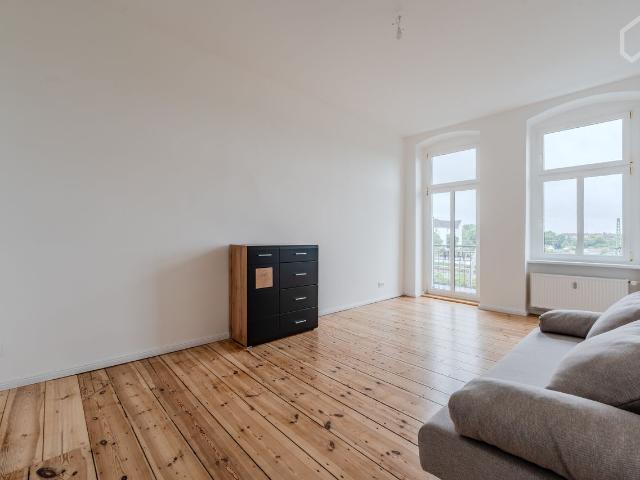 Modern 2 Room Apartment in Central Prenzlauer Berg – Sleeps 4, Berlin Amsterdam Apartments for Rent
