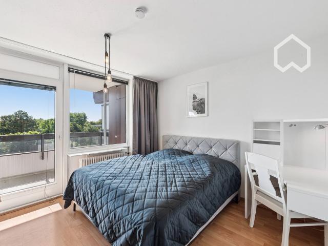 Modern 2 Room Apartment Near the Rhine – Central & Well Connected, Koln Amsterdam Apartments for Rent
