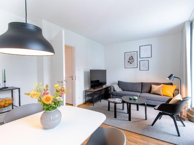 Modern 2 room flat with comfort and style, Koln Amsterdam Apartments for Rent