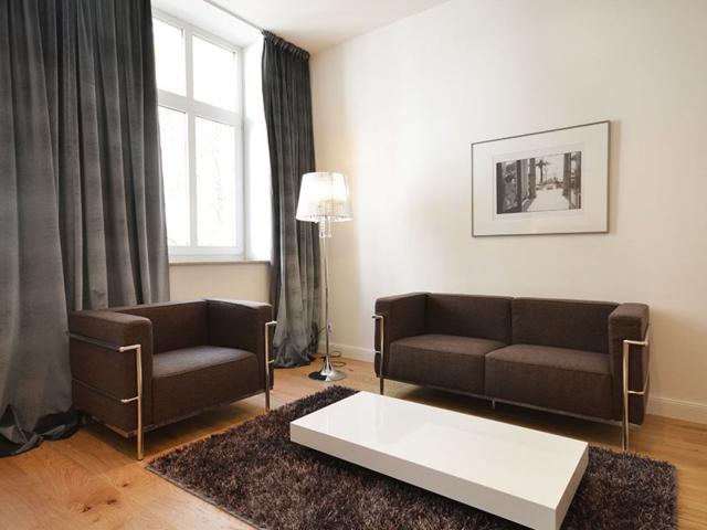 Modern 2 Room Temporary Apartment in Frankfurt Sachsenhausen near Alte Oper