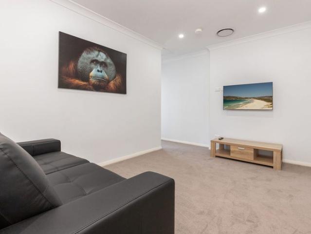 Modern 2 Story Villa in the Heart of Forster NSW