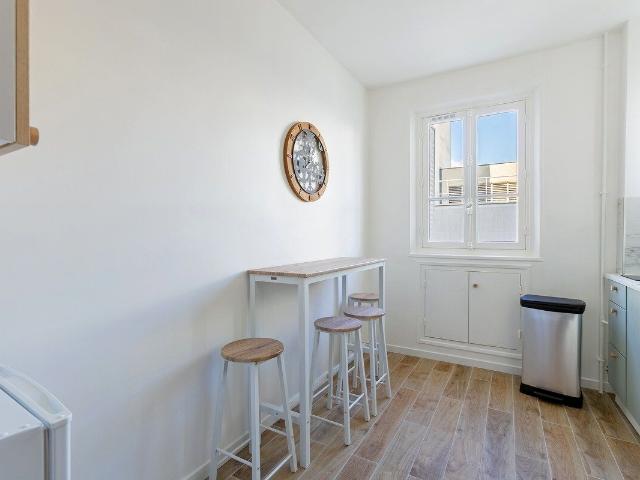 Modern 2BR Apartment with AC near Place d'Italie