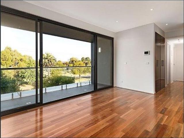 Modern 2BR Apartment In A Prime Location!