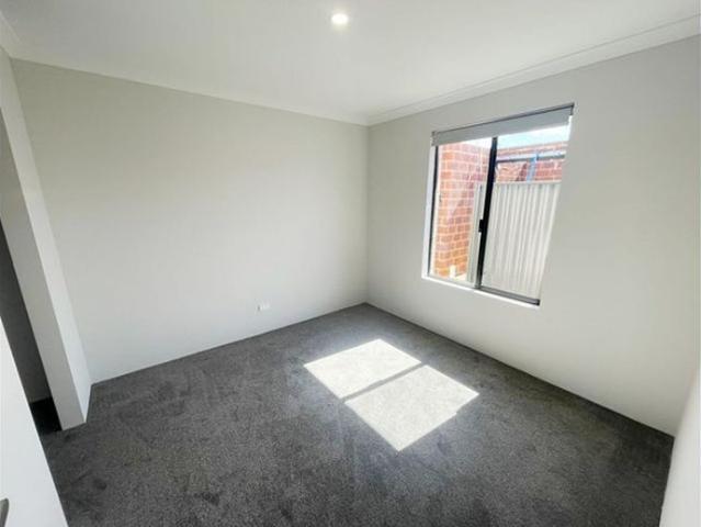 Modern 2x1 Unit in Upper Swan