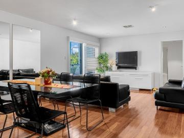 Modern 2x2 Apartment with Lifestyle Convenience