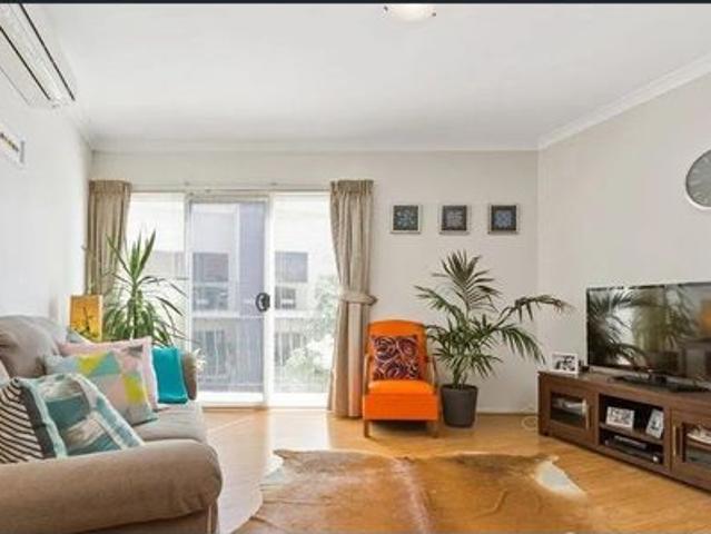 MODERN 2x2 APARTMENT IN PERFECT LOCATION